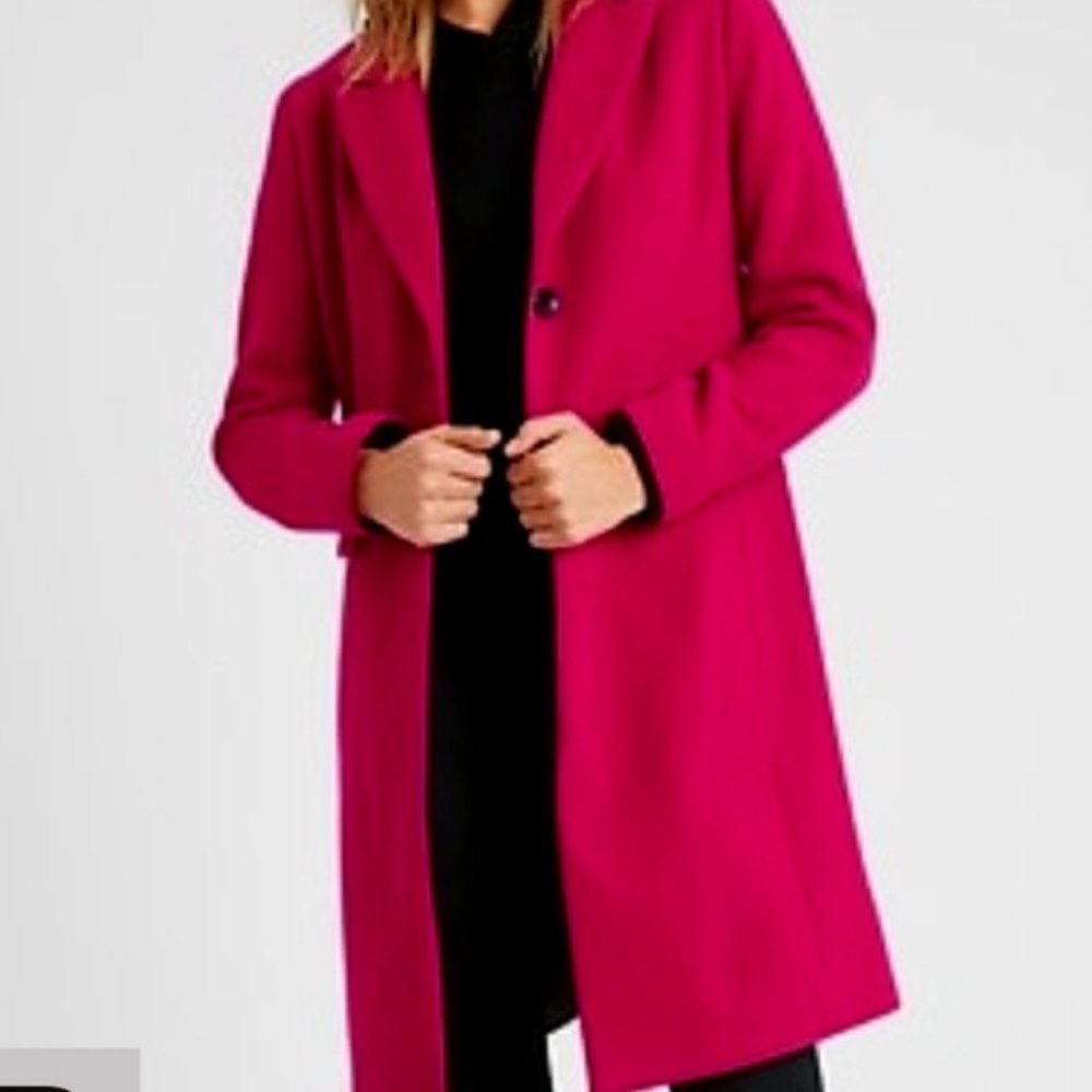 NWT BR magenta women’s full length walker coat. Sz XL